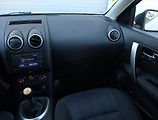 Nissan Qashqai (2012) Acenta 1.6 dCi, 4X4, 7 míst - náhled 8