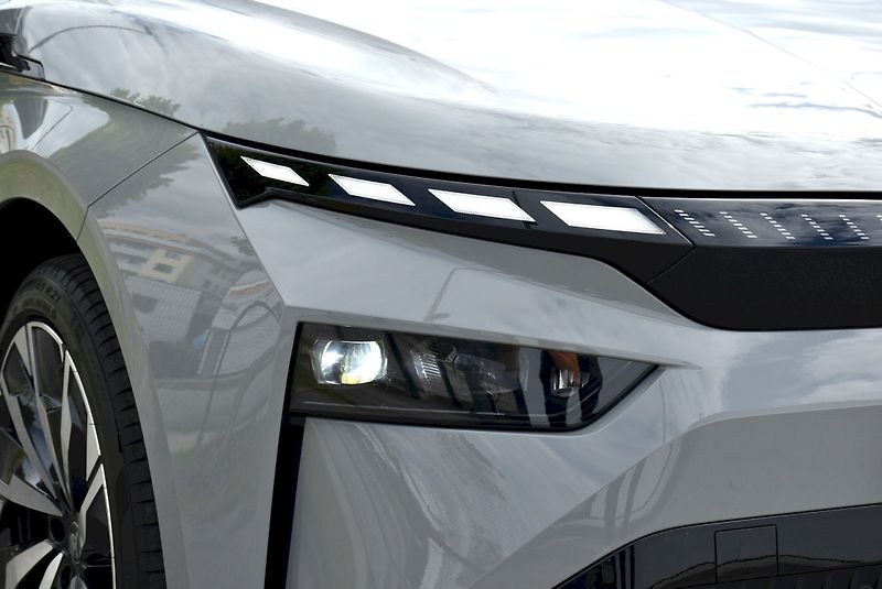 Škoda Enyaq (2026) Sportline 85 - fotka 40 z 47