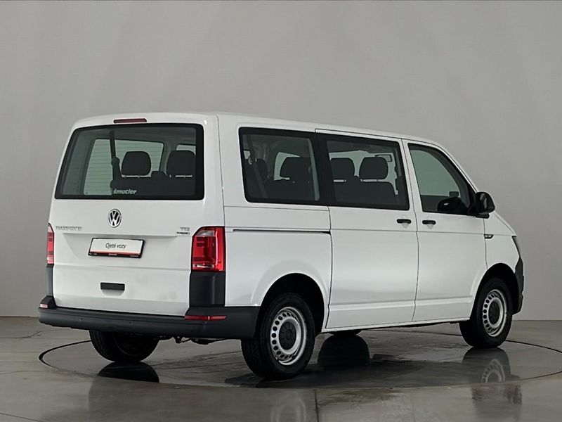 Volkswagen Transporter Kombi Kombi - fotka 2 z 25