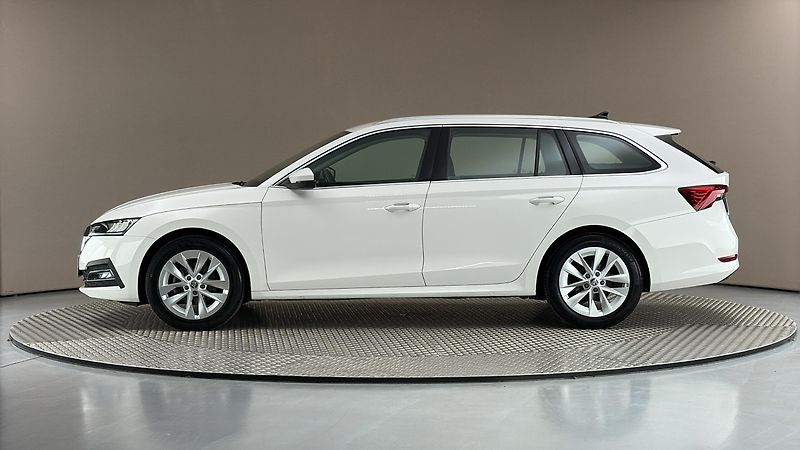 Škoda Octavia 2.0 TDI DSG Style Combi - fotka 4 z 27