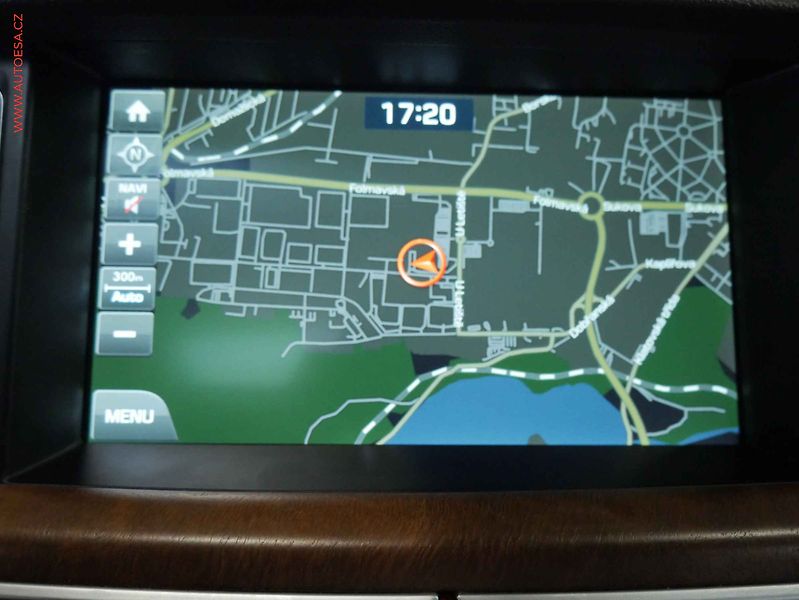 Hyundai Genesis (2017) 3.8 GDI V6 4x4, ČR, Bixen - fotka 19 z 32