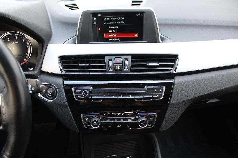 BMW X1 xDrive18d - fotka 5 z 22