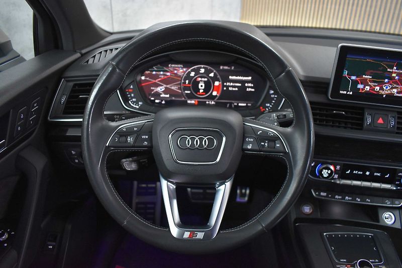 Audi SQ5 3.0 TDI *AIR*WEBASTO*TAŽNÉ*DPH - fotka 20 z 41