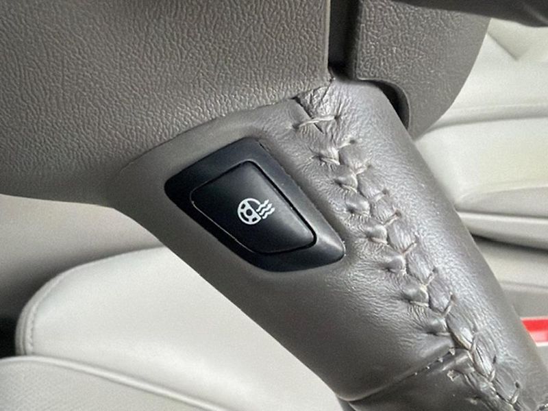 Audi A8 A8 L 4.2 FSI V8, quattro 257kW - fotka 32 z 47