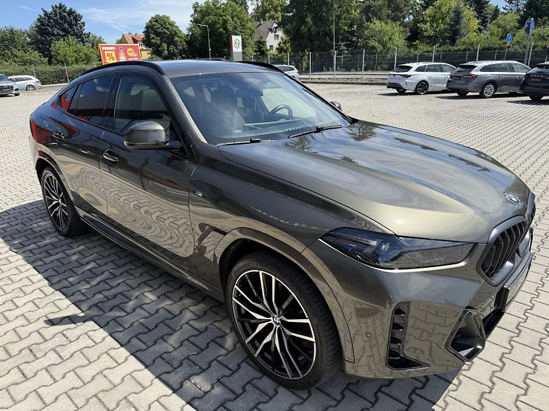 BMW X6 (2024) 30XD 210kW M-PAKET R22 BLACK!! - fotka 13 z 57