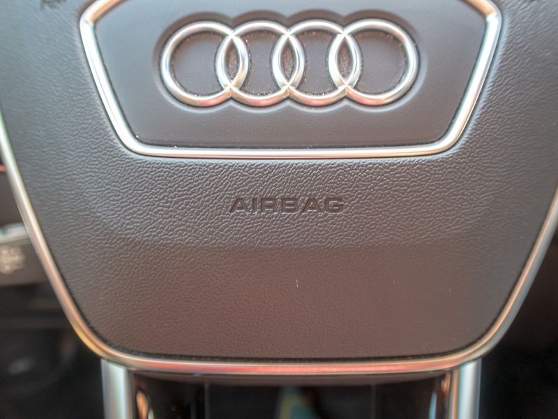 Audi A6 (2020) 3.0TDI 210KW – BLACK EDITION - fotka 36 z 53