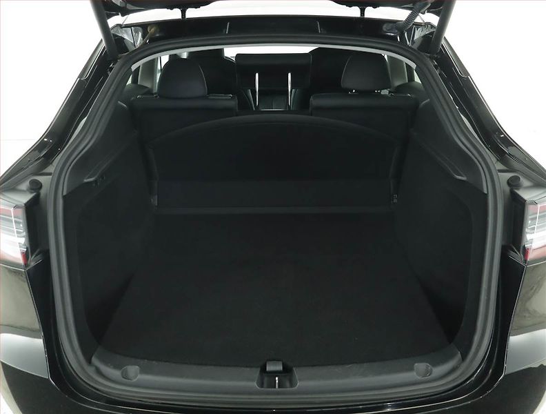 Tesla Model Y (2023) Long Range AWD 79kWh, SoH 93% - fotka 14 z 22