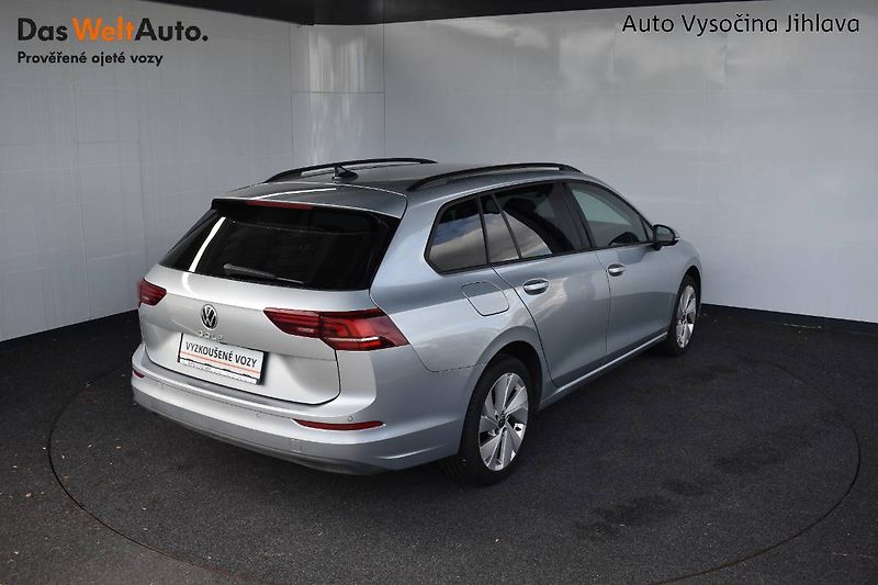 Volkswagen Golf Variant (2024) 1.5TSI 85kW CZ,1.Majitel - fotka 2 z 24