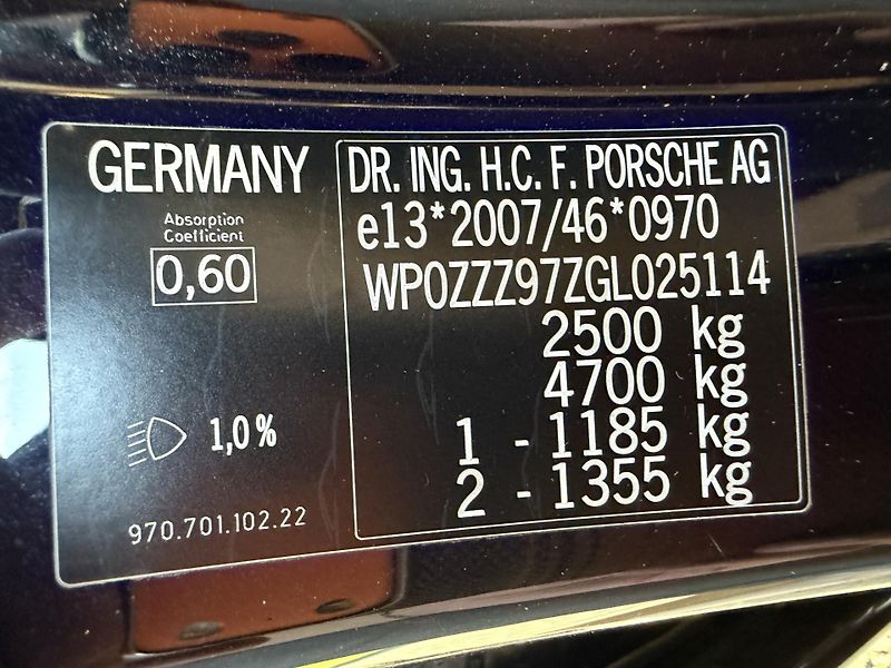 Porsche Panamera 3.0 DIESEL BOSE NAVI KAMERA - fotka 29 z 29