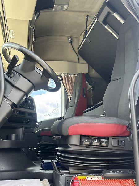 Volvo FH 13 500 EURO 6 - fotka 18 z 28