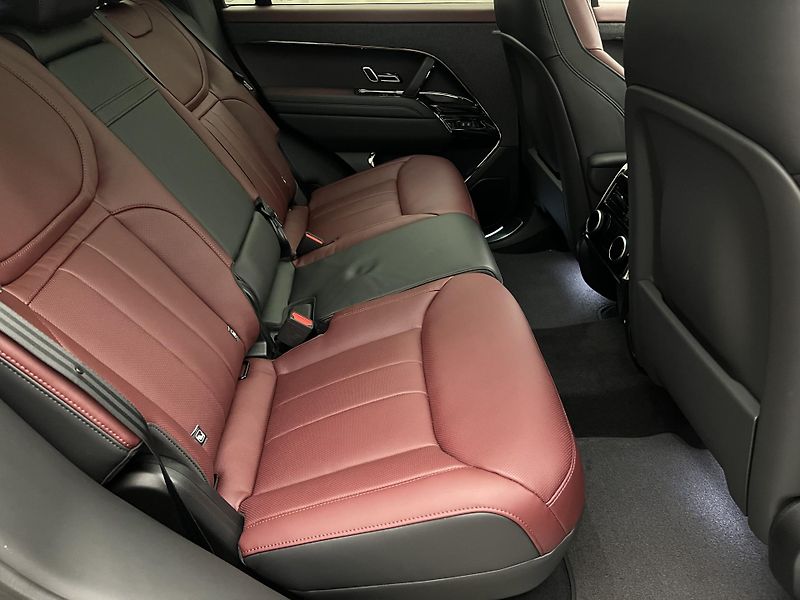 Land Rover Range Rover Sport (2026) D300 DYNAMIC HSE AUT - fotka 14 z 58