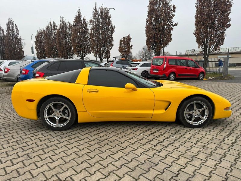 Chevrolet Corvette (2001) C5 TARGA LS1 5,7L V8 261KW DPH - fotka 7 z 50