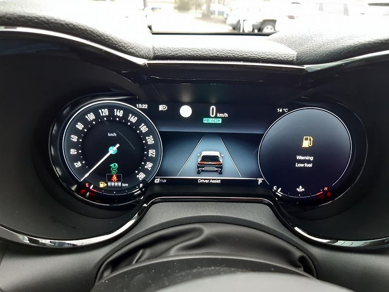 Alfa Romeo Tonale (2023) 1,3 PHEV 280 PS  Veloce - fotka 41 z 48