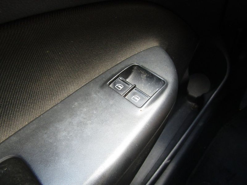 Škoda Octavia (2007) 1.9 TDI 77kW MOTOR BXE BEZ DPF - fotka 29 z 34