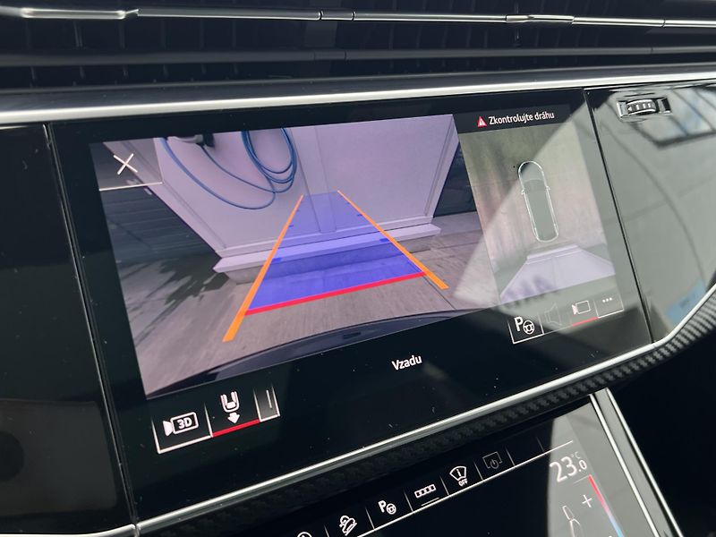 Audi Q8 55 TFSi QUATTRO S-LINE, TAŽNÉ - fotka 15 z 29