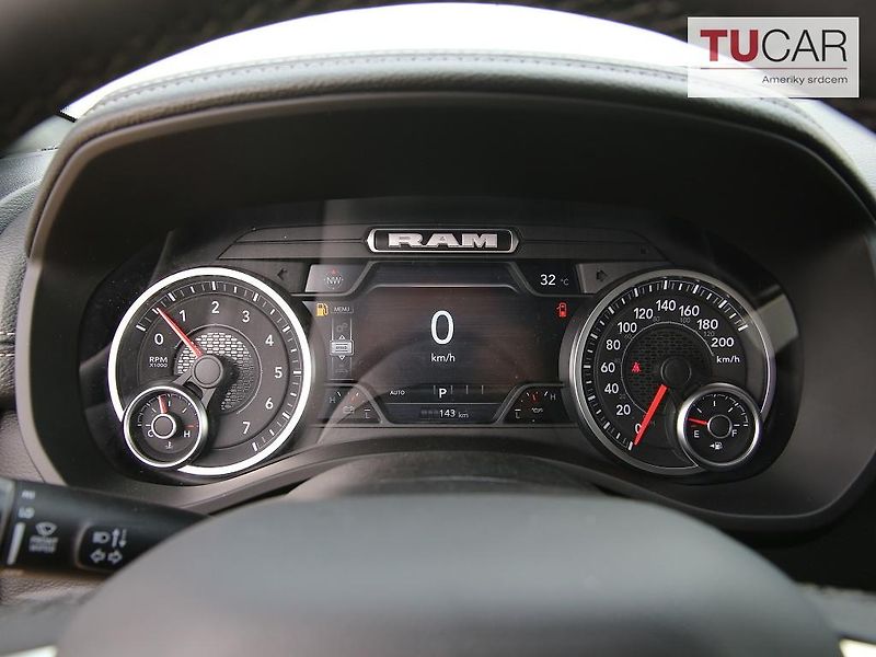 RAM 1500 (2026) Laramie 5.7 HEMI 2026 RamBox - fotka 11 z 37