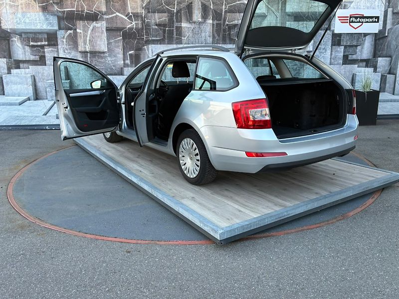 Škoda Octavia (2016) 1.6TDi, 81KW, TEMP., VYHŘ. SED - fotka 9 z 26