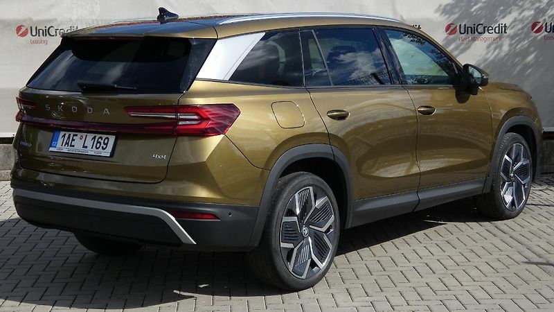 Škoda Kodiaq Exclusive Selection 142 kW 4x4 - fotka 3 z 30