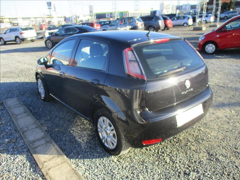 Fiat Punto 1,2 i, aut.klima,servis,1.maj, - fotka 7 z 33