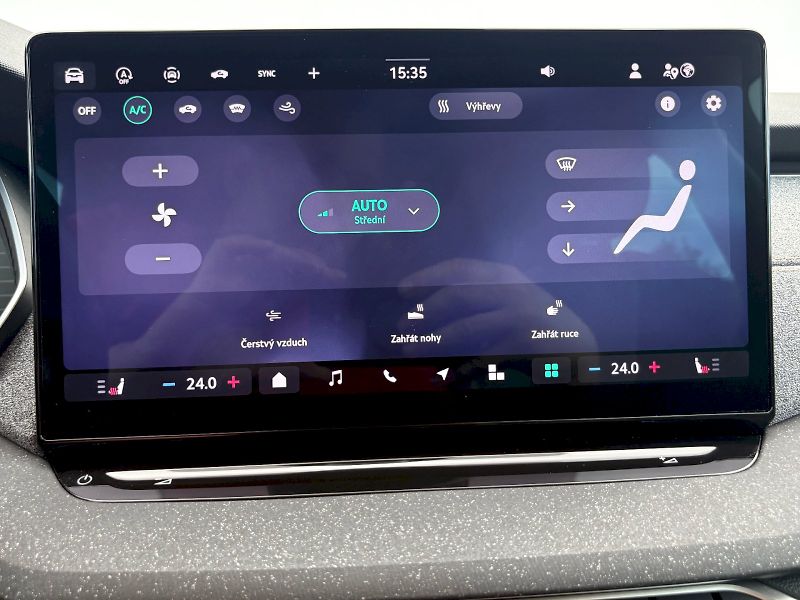 Škoda Octavia (2025) Combi DSG  1.5 TSI M-HEV /  11 - fotka 10 z 30