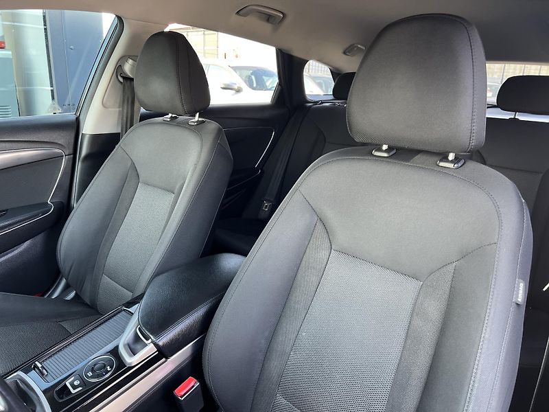 Hyundai i40 1.7CRDi KAMERA KLIMA PŮVOD ČR - fotka 10 z 41