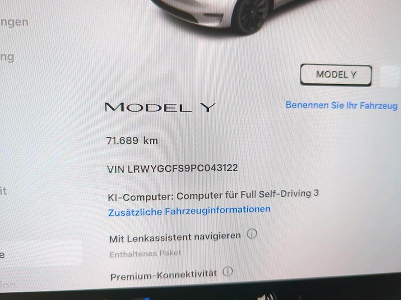 Tesla Model Y RWD 220kw TZ SOH 93,1 % - fotka 12 z 12