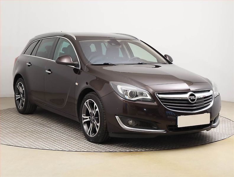 Opel Insignia (2016) Cosmo 2.0 CDTI, 4X4, Automat - fotografie inzerátu