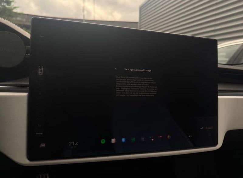 Tesla Model S Plaid AWD FSD Tažné Bílý in.  - fotka 22 z 28