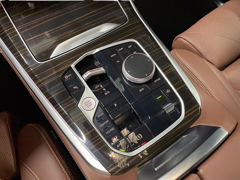 BMW X5 xDrive30d M-Sport Pro Vzduch - fotka 11 z 13