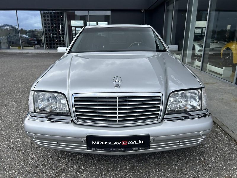 Mercedes-Benz Třídy S S 600 L V12 - fotka 2 z 33