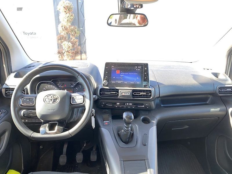 Toyota ProAce City Verso 1.5D, ČR, Family L2, záruka - fotka 10 z 18