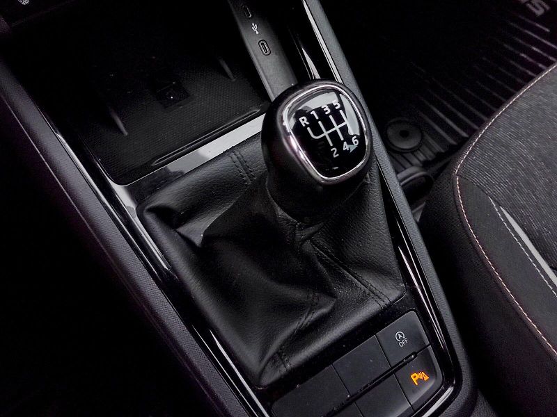 Škoda Scala (2023) Style Plus 1,0 Tsi 81 Kw - fotka 22 z 35