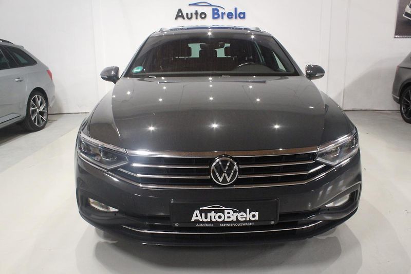 Volkswagen Passat (2021) 2.0TDI DSG Info display Matrix - fotka 4 z 43