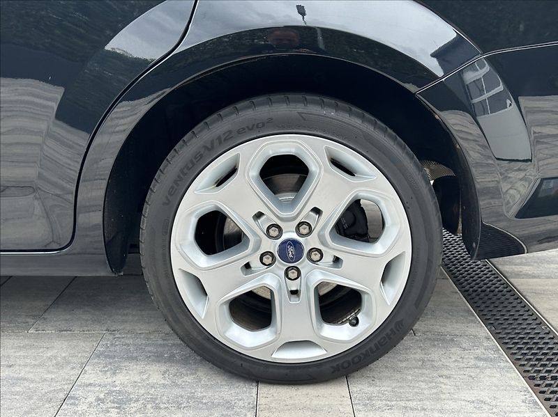 Ford Mondeo 2,3 160PS  Titanium A/T - fotka 41 z 46