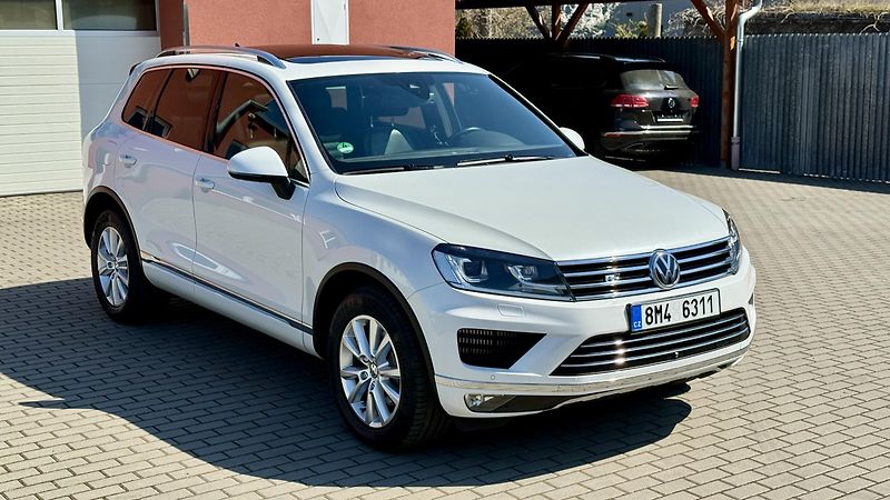 Volkswagen Touareg 3.0TDi*193kW*R-LINE*PERLEŤ - fotka 7 z 44