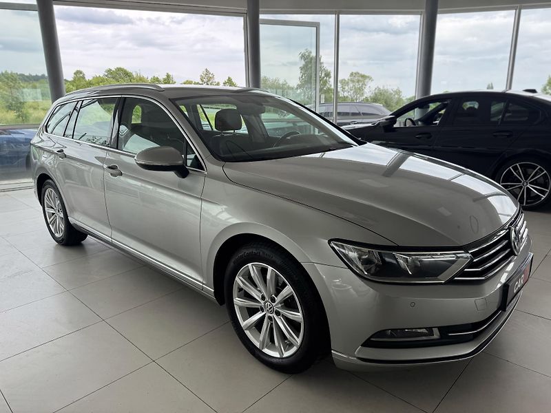 Volkswagen Passat 2,0TDI DSG*Highline*REZERVACE! - fotka 4 z 32