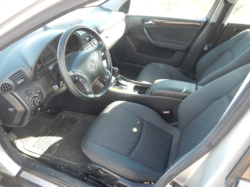 Mercedes-Benz Třídy C 2.2 Cdi 105 kw - fotka 10 z 13