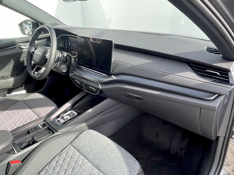 Škoda Octavia (2025) Combi 1,5 TSI m-HEV 110 kW DSG - fotka 17 z 30