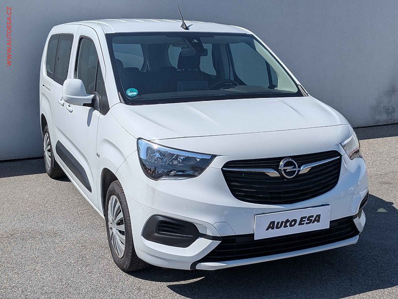 Opel Combo (2020) 1.5CDTi MAXi XL, Life, +kola - fotografie inzerátu