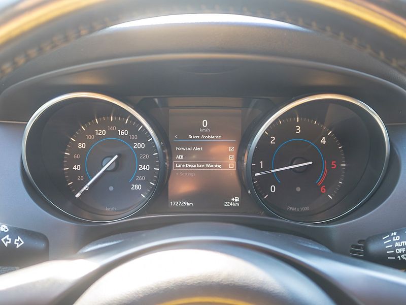 Jaguar F-Pace (2016) 2.0D 132KW – NAVIGACE - fotka 19 z 46