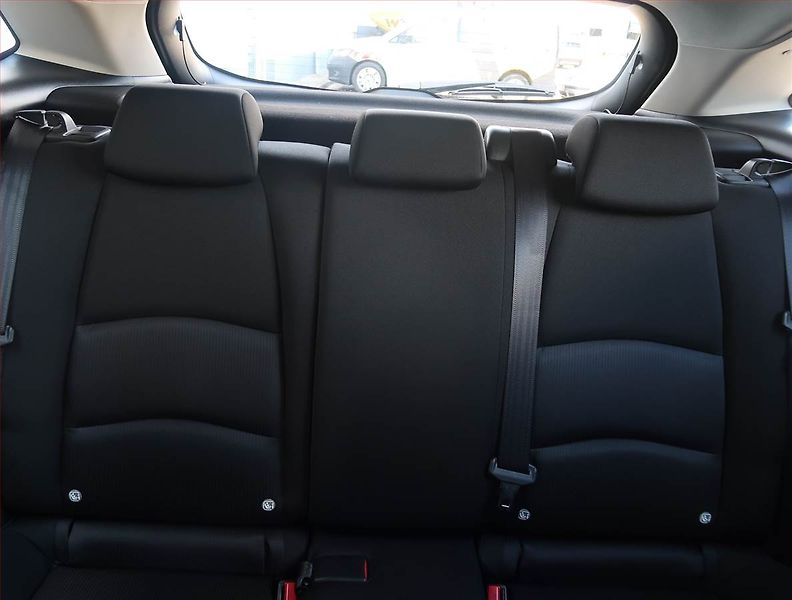 Mazda CX-3 (2019) 2.0 Skyactiv-G, Tempomat - fotka 10 z 18