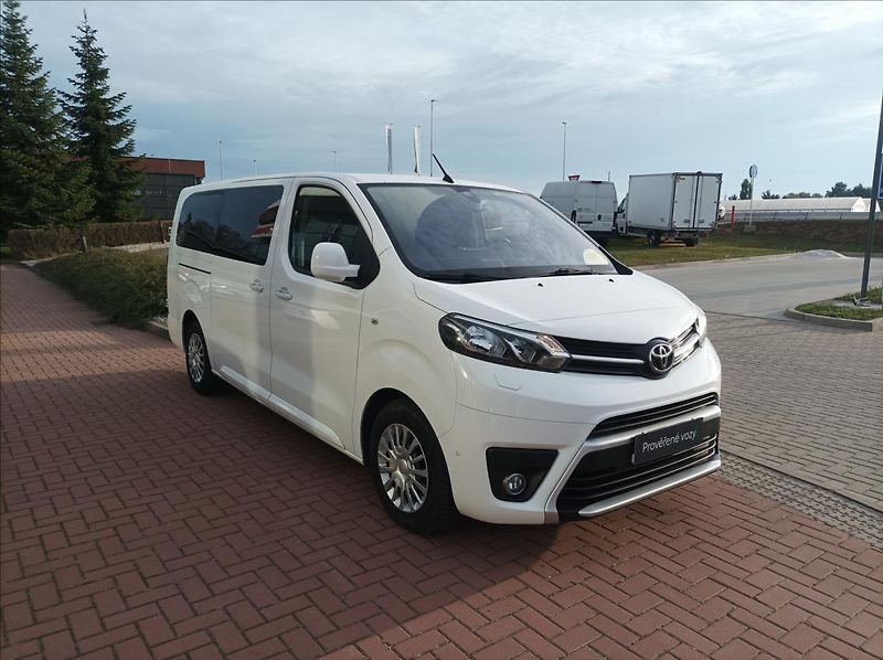 Toyota ProAce Verso 2,0 Shuttle Business 8S L2 - fotka 5 z 20