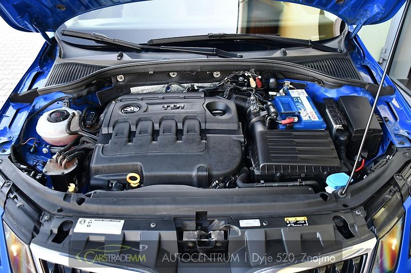 Škoda Octavia 1,6TDi STYLE - fotka 51 z 53