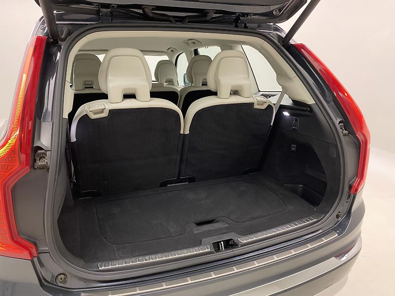 Volvo XC90 B5 AWD INSCRIPTION AUT CZ 7m - fotka 35 z 49
