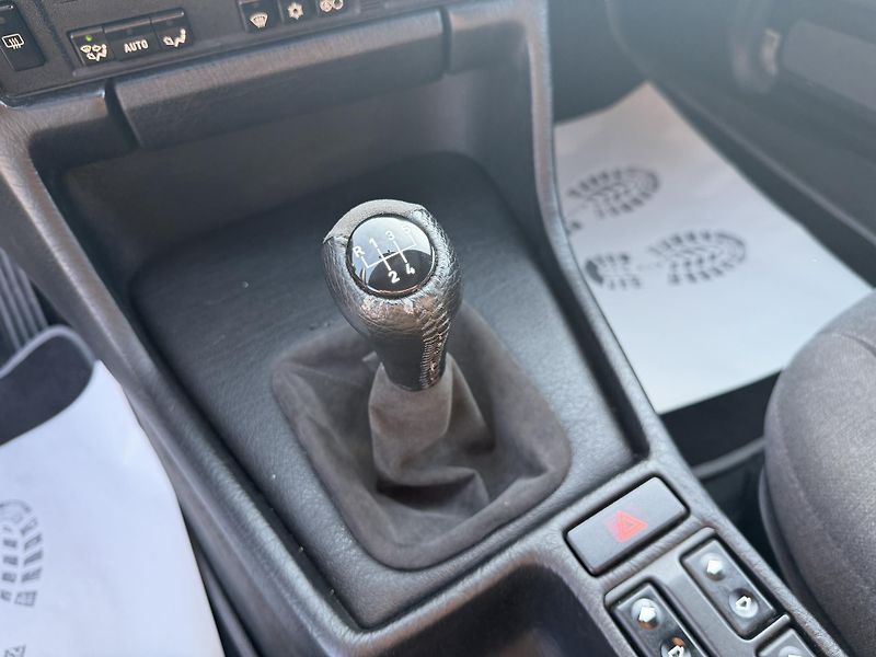 BMW Řada 7 730i 190PS SHADOWLINE EXTRA!!! - fotka 151 z 156