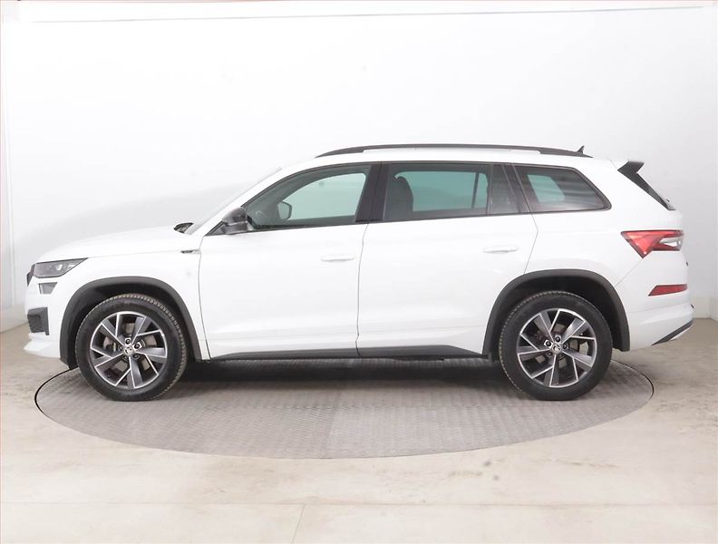 Škoda Kodiaq (2021) Sportline 2.0 TDI - fotka 3 z 21