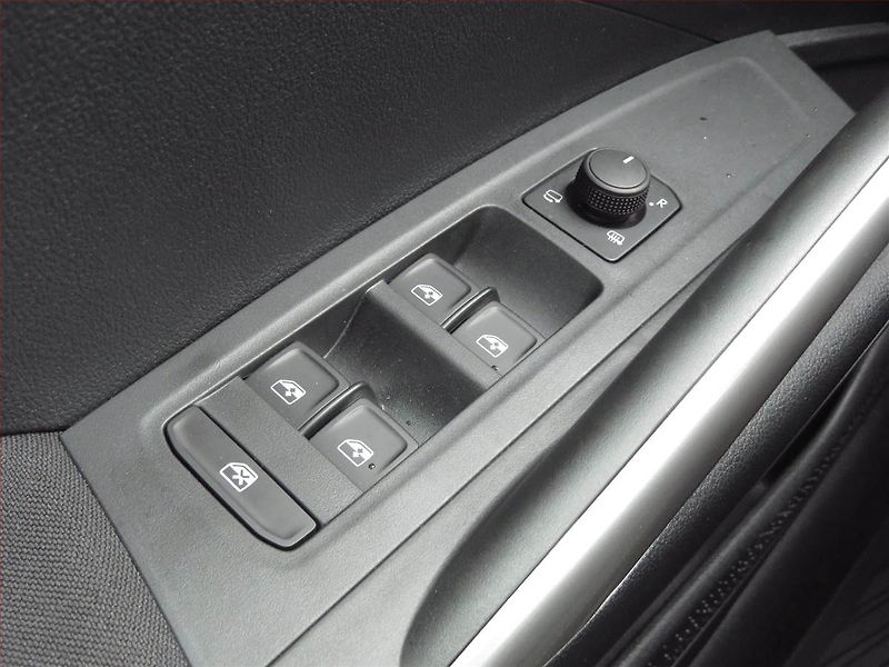 Škoda Fabia (2025) Top Selection 1.0 TSI - fotka 16 z 18