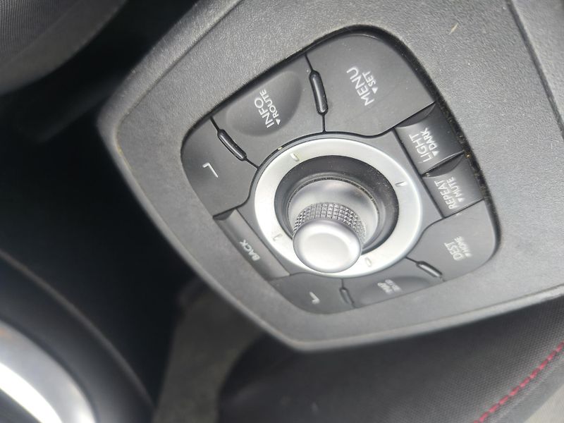 Renault Grand Scénic PĚKNÝ,TZ,SERVISKA,1.MAJ - fotka 12 z 20