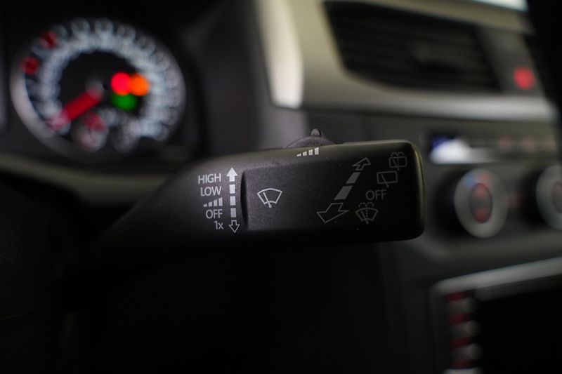 Volkswagen Caddy - fotka 16 z 28
