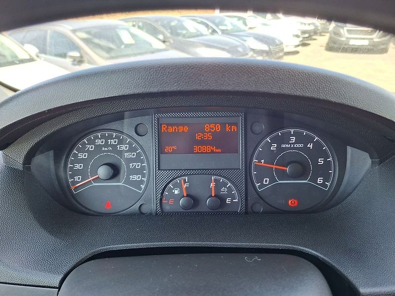 Peugeot Boxer FG 3300 L2H2 BHDi 140k M6 DEMO - fotka 15 z 19